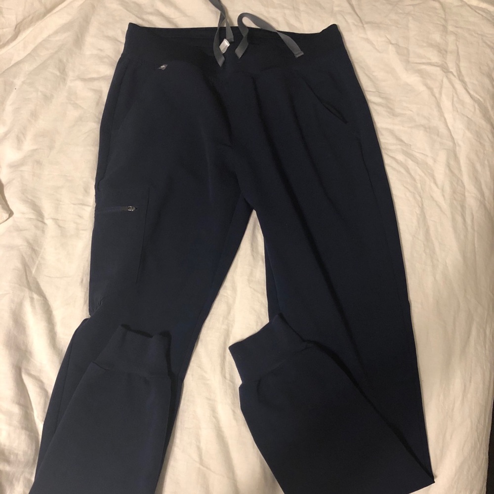 Navy Zamora Jogger Scrub Pants (small TALL)